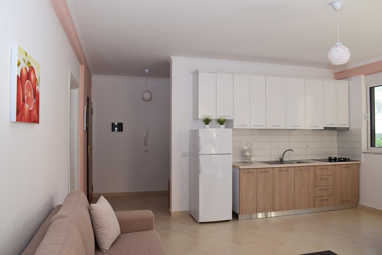 Uani Apartment Durrës Exteriör bild